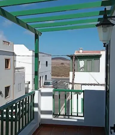 Famarabeach2 Апартаменты